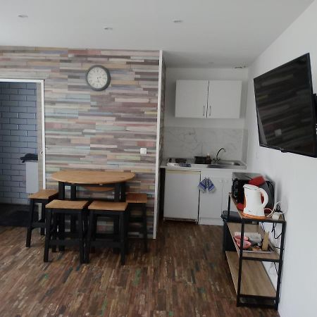 Chambre Studio Calais Exteriör bild