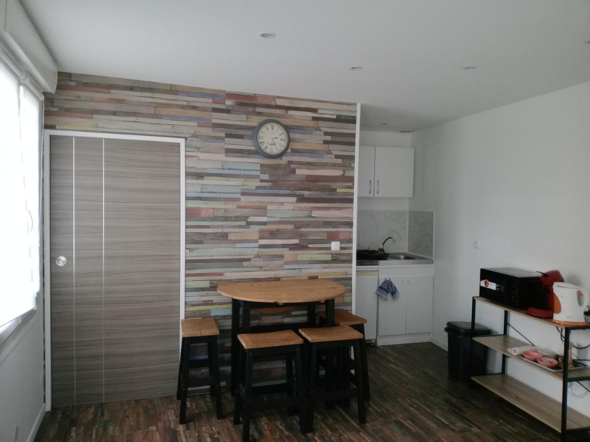 Chambre Studio Calais Exteriör bild